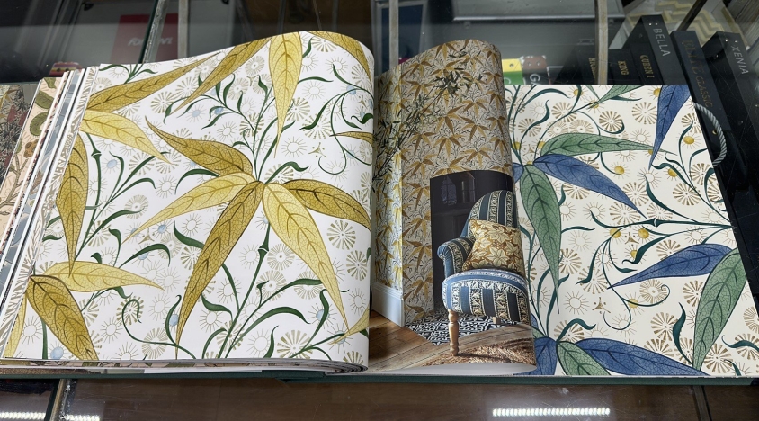 Обои Morris&Co Morris and Friends 217357